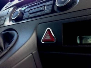 D Chrom Rahmen für Schalter Warnblinker / VW T5 - Edelstahl poliert - Picture 1 of 3