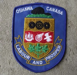 1980s City of Oshawa Ontario Canada Coat of Arms Tourist Sew on Clothes Patch - Bild 1 von 2