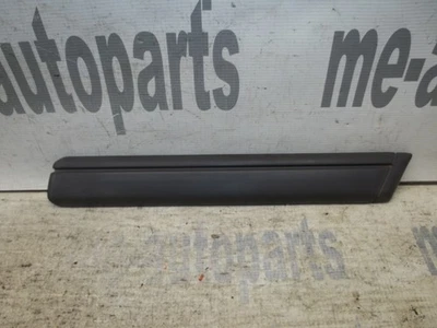 Guardabarros delantero derecho Mercedes-Benz Clase E W124 1986-1989 moldura superior OEM Foto 1 de 4