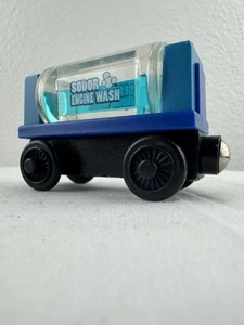 Thomas & seine Freunde Holzeisenbahn Sodor Lokwaschwagen - Bild 1 von 6