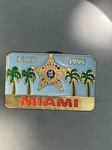 IACOP 1995 Miami International Chiefs of Police Lapel Pin US Secret Service - Picture 1 of 2