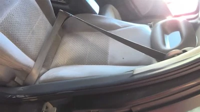 Cinturón de seguridad cubo delantero sedán conductor retractor se adapta 03-07 ION 1844366 Foto 1 de 4