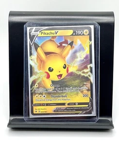 Pikachu V 043/185 - Vivid Voltage - Ultra Rare Holo Pokemon Card NM - Picture 1 of 2