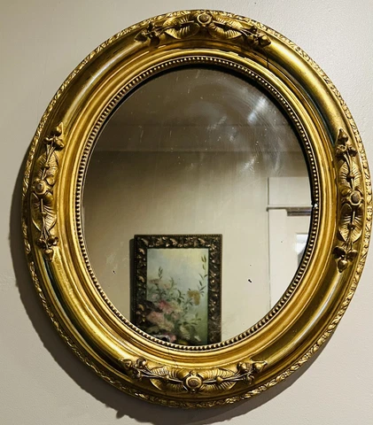 Beautiful Fine Antique Victorian Gold Leaf Carved Oval Giltwood Frame Mirror Cover