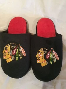 Chicago Blackhawks Forever Collectibles Adult Small Slippers w/Jewels . NHL NEW - Bild 1 von 3