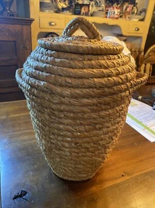 Great vessel with lid natural fiber vintage basket container - Picture 1 of 6