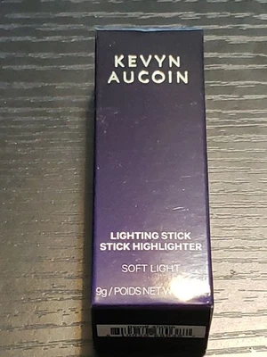 KEVYN AUCOIN The Lighting Highliter Stick in Soft Light  9 g / 0.3 oz - Image 1 of 4