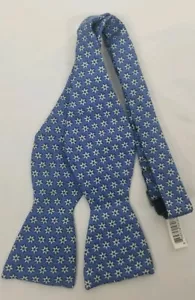 NWT Vineyard Vines Bow Tie Adjustable Blue Snowflake Pattern 100% Silk - Picture 1 of 4