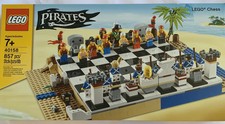 LEGO CHESS Pirates 40158 Building Toy Kids 857 Piece Beach Theme 20 Mini Figures