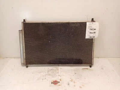 Condensador de CA de 2009 Pontiac Vibe 11843694 Foto 1 de 4