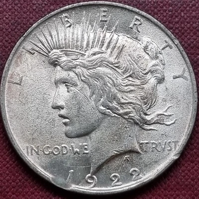 1922 Peace Silver Dollar $1 -- ERROR -- CLIPPED PLANCHET #93276 - Image 1 of 2