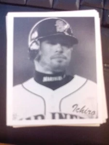 Upper Deck Goudey #260 Ichiro 2008 rojo mini paralelo como nuevo - Imagen 1 de 1