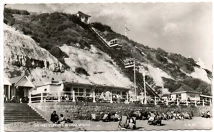 268/REAL PHOTOGRAPHIC POSTCARD OF THE WESTCLIFF LIFT BOURNEMOUTH POSTED 1963 Ex. - Picture 1 of 2