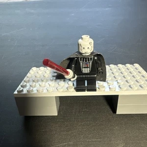 LEGO Star Wars Darth Vader Red Lightsaber Imperial Inspection 6011 No Helmet - Imagen 1 de 5