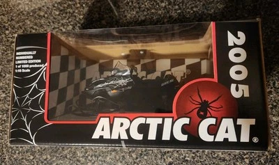 2005 Arctic Cat Firecat Black Widow 1:18 Scale Diecast Model Snowmobile F7 Die - Image 1 of 3