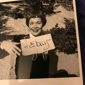 lächelnde entzückende Jane Wyman - 8"x10" s/w Foto - Bild 1 von 1