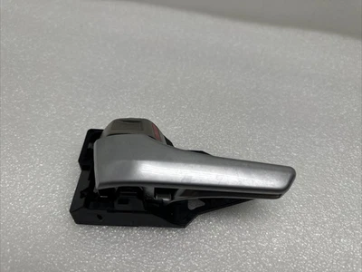 Toyota Camry 2015-2017 manija de puerta interior del conductor delantero izquierdo OEM 69274-0T010 Foto 1 de 4