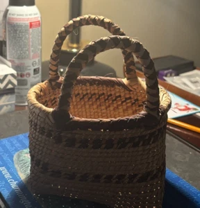 Vtg Handmade africa basket with handles - Picture 1 of 4