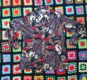 Blusa vera vintage anni 70 floreale paisley punto discoteca colletto bottoni taglia XL circa - Foto 1 di 4