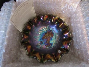 Fenton #6513 3Z Golden Ebony Grape & Cable Carnival Glass Bowl - Picture 1 of 11