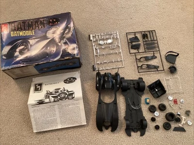 Batman Batimóvil 1989 AMT 1:25 Modelo Kit Desconocido Si Caja Completa Piezas Dañadas Foto 1 de 4