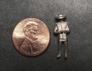 Figura de metal sin pintar Ragtimers escala HO 'Chinaman' usada - Imagen 1 de 3