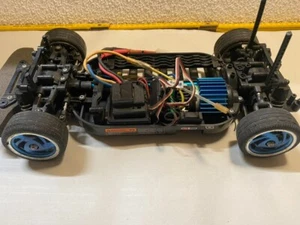 Tamiya RC RENNWAGEN ohne Karosserie, ungeprüft #13 - Bild 1 von 6