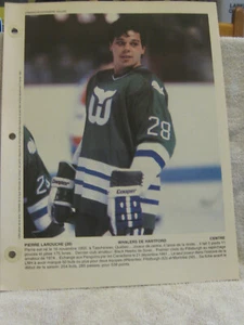 1980 Pierre Larouche French Magazine DIMANCHE DERNIERE HEURE 8X10 photo Whalers - Picture 1 of 1