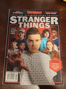 ENTERTAINMENT MAGAZINE - SPECIAL 2022 - THE ULTIMATE GUIDE TO STRANGER THINGS - Picture 1 of 7