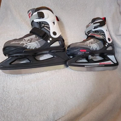 Patines de hielo Bladerunner Phaser Ice tamaños 4-7. Ajustable Hasta 7 tallas negro/rojo. Usado en excelente estado Foto 1 de 4