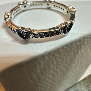 Original PANDORA Radiant Sparkling Hearts Stacking Band Ring, Größe 8 - Bild 1 von 7