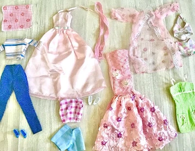 Lote Ropa y Accesorios Muñeca Barbie Surtido Años 2000 Vintage Foto 1 de 4