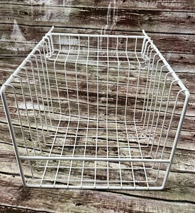 GE Refrigerator Lower Freezer Wire Basket Part # WR21X10061 - Picture 1 of 4