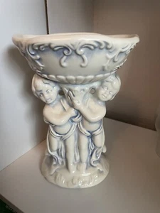 Vintage Cherub Pedestal Ceramic Blue Glaze Soap Dish - Picture 1 of 6