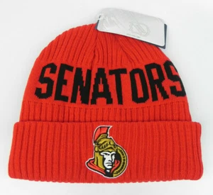OTTAWA SENATORS NHL RED VTG KNIT CAPPED BEANIE SKI WINTER CAP HAT NEW! FANÁTICOS - Imagen 1 de 4