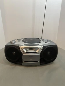 Phillips AZ1007 Stereo Radio AM/FM CD Cassette Player Recorder Boombox Gray - Picture 1 of 15