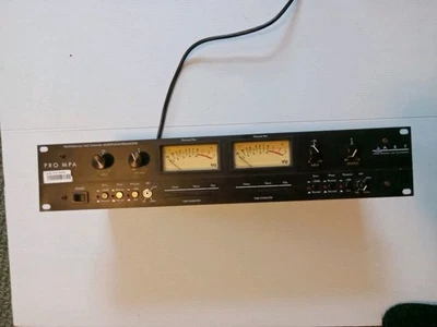 Preamplificador de micrófono de doble canal ART PRO MPA - Usado, estado desconocido COMO ESTÁ  Foto 1 de 4