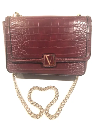 Bandolera Victoria's Secret Borgoña Croc con asa de cadena dorada Foto 1 de 4