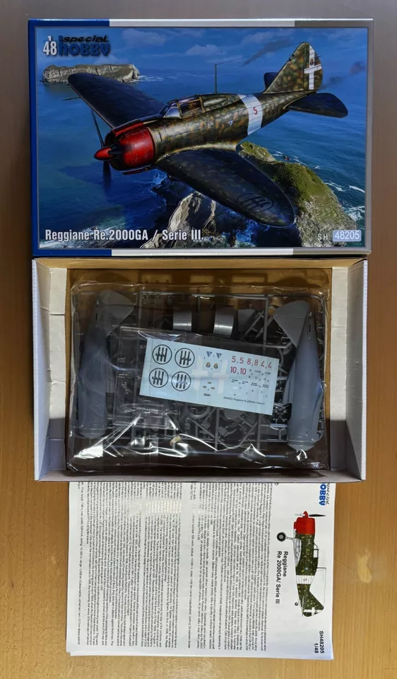 SPECIAL HOBBY SH48205 - REGGIANE Re.2000GA / SERIE III - 1/48 PLASTIC KIT - Immagine 1 di 1
