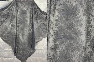 Mantilla de encaje Chantilly francés bobina negra victoriana antigua envoltura vintage - Imagen 1 de 4