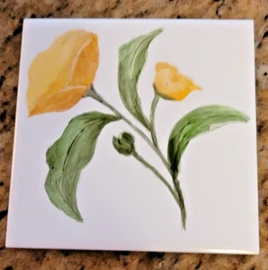 Vintage - Azulejo pintado a mano - Flor amarilla - 4 pulgadas - Imagen 1 de 2