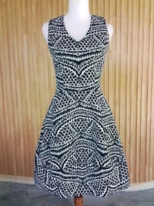 New! Cue Cream Black Bubble Dress 10 Lined Tulip Puff Skirt Boning Rare - Picture 1 of 9
