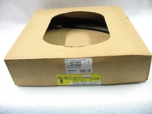 Genuine GM / AC DELCO Original Equipment 20779563 Rear Parking Brake Cable NOS - Foto 1 di 2