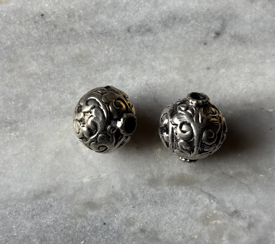 2pcs Tibetan Silver Repousse Beads Handmade In Nepal 18mm CC746 - Image 1 of 1