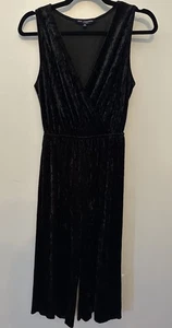 Black Velvet Jumper~One Clothing Los Angeles~Size Medium V-Neck Sleeveless EUC - Picture 1 of 6