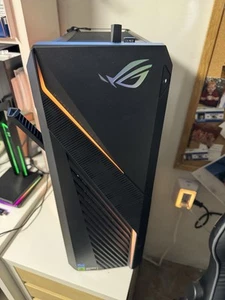 ASUS ROG Strix G16 Gaming Desktop Intel i7-14700KF 32GB RAM 4TB SSD RTX 4060Ti - Afbeelding 1 van 4