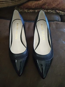 New Anne Klein iflex Women's Black Kitten Heel Pumps Metallic Patent trim 9.5M - Picture 1 of 13
