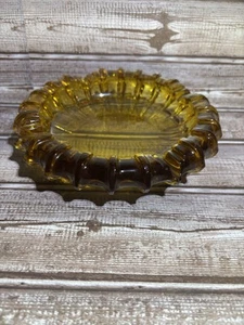 1960s MCM Amber Starburst Ribbed Vintage Pressed Glass Ashtray 7” - Picture 1 of 5