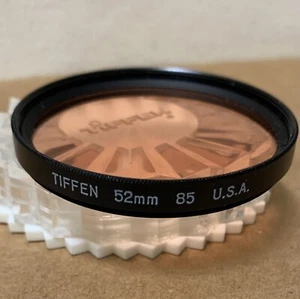 Tiffen 52mm 85 lens filter color conversion daylight contrast case vintage USA - Picture 1 of 7