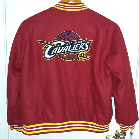 JH Designs NBA Cleveland Cavaliers Youth XXL 13 / 14 Reversible Bomber Jacket Cover